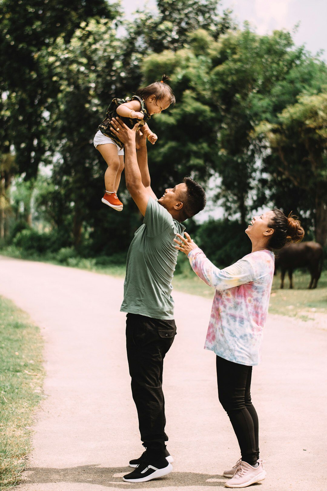 Family portrait session with a Danish family outdoors